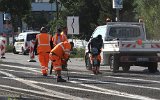 Die erste Fahrt auf der Neubaustrecke Johannisthal-Adlershof: Fahrleitungs-Messfahrt am 14.09.2021 mit Tw 4572 Gro-Berliner Damm/Gerhard-Sedlmayr-Strae. Hier mssen die Schienenrillen noch freigemacht werden.