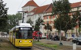 Tw 2204 am Beginn der Neubaustrecke (Gro-Berliner-Damm 22.09.2021).