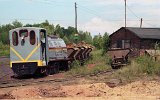 Die WLs50 mit ihrem Zug wartet vor dem Schrgaufzug. (Piskorzyna am 21.06.2004)